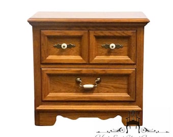 THOMASVILLE FURNITURE Homecoming Collection Solid Oak Rustic Country Style 26" Two Drawer Nightstand 43811-810