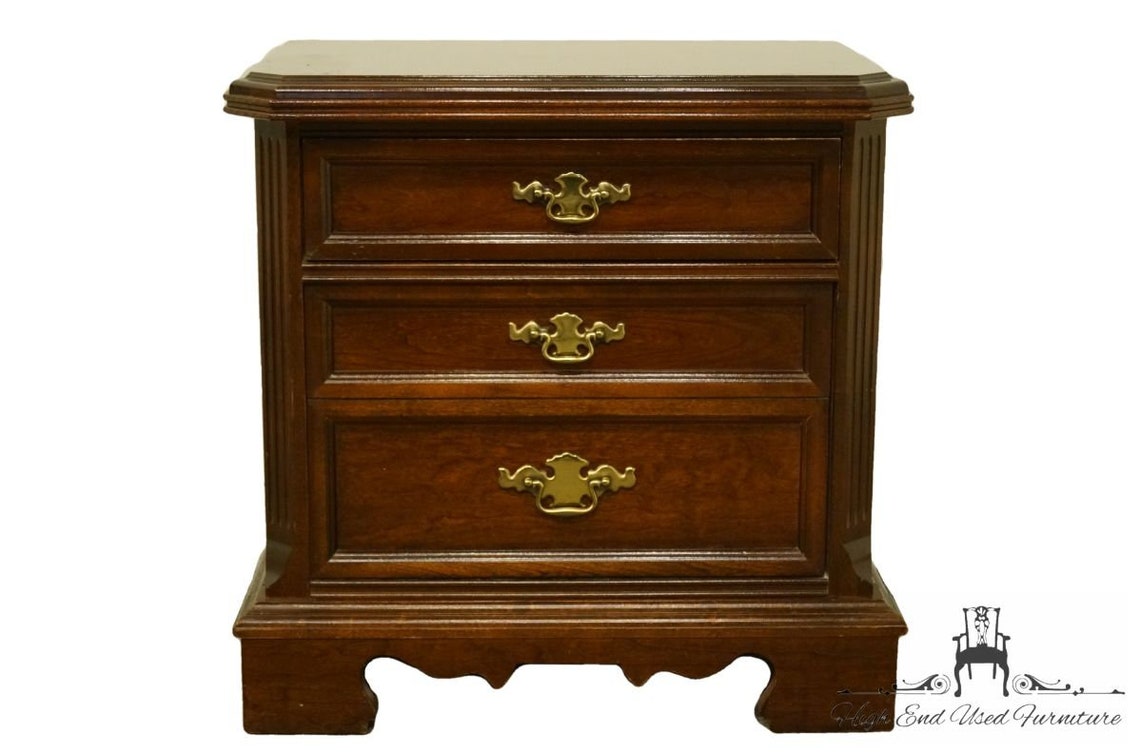 Bassett Furniture Eden House Collection Cherry 26 Two Etsy