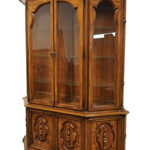 WHITE OF MEBANE Pecan Italian Mediterranean 62 Lighted Display China Cabinet 58-9 image 3