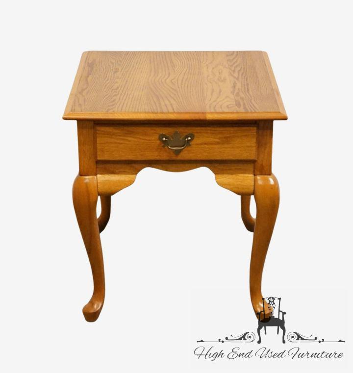 BROYHILL FURNITURE Solid Oak Early American Country Style 22
