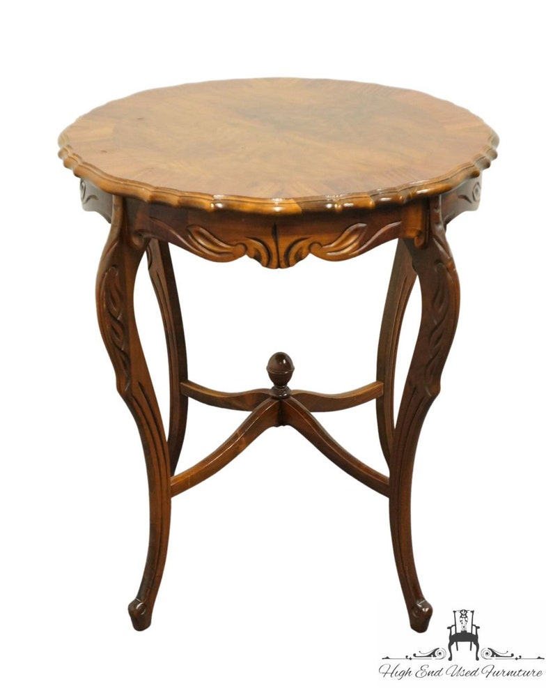 VINTAGE ANTIQUE Country French Provincial Burled Walnut 28 Round Piecrust Accent Table image 1