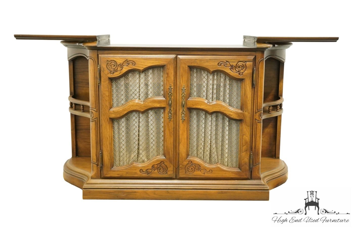 HIBRITEN FURNITURE Lenoir NC Country French Regency 60 Flip top