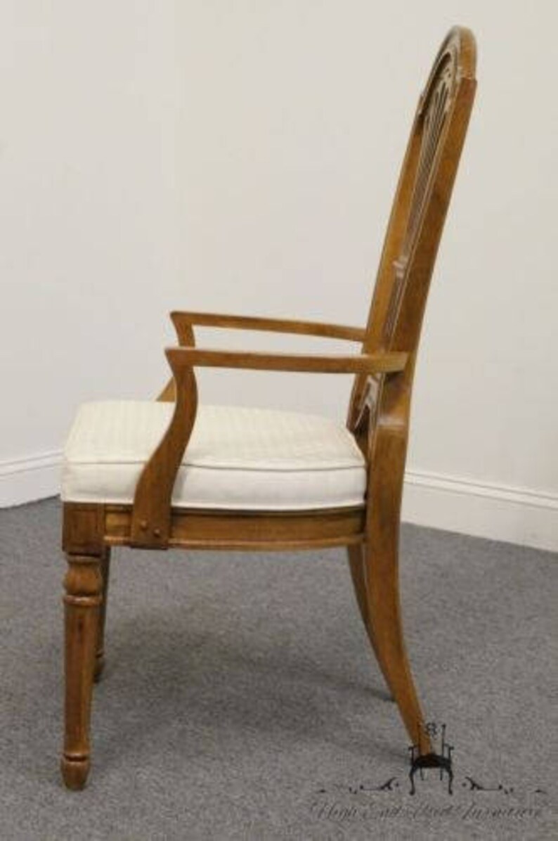 THOMASVILLE Serenade Balloon Back Arm Chair 21221-814