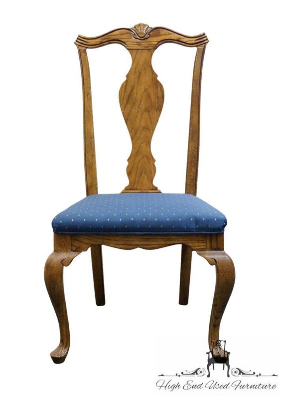 DREXEL HERITAGE Solid Walnut Early American Traditional Dining