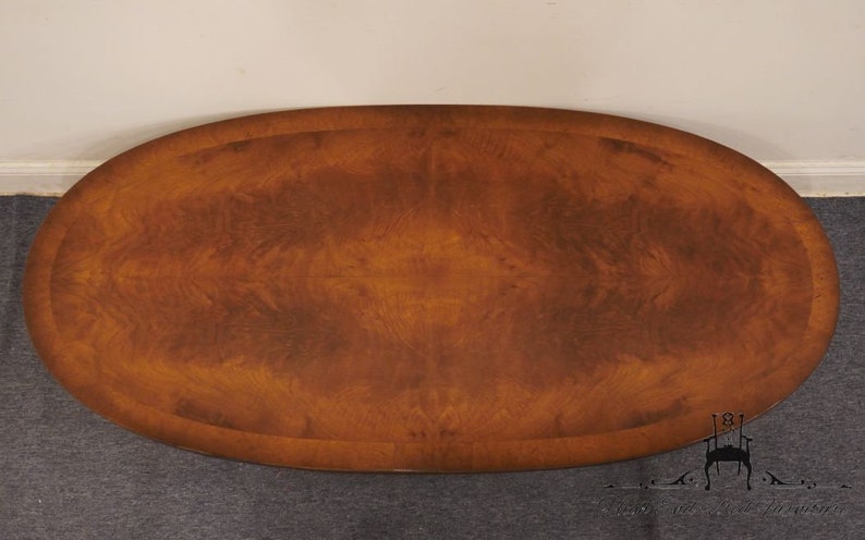 TOMLINSON FURNITURE Bookmatched Walnut Italian Neoclassical Tuscan Style 62 Accent Oval Coffee Table image 4