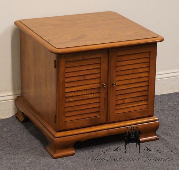 ETHAN ALLEN Heirloom Nutmeg Maple 23