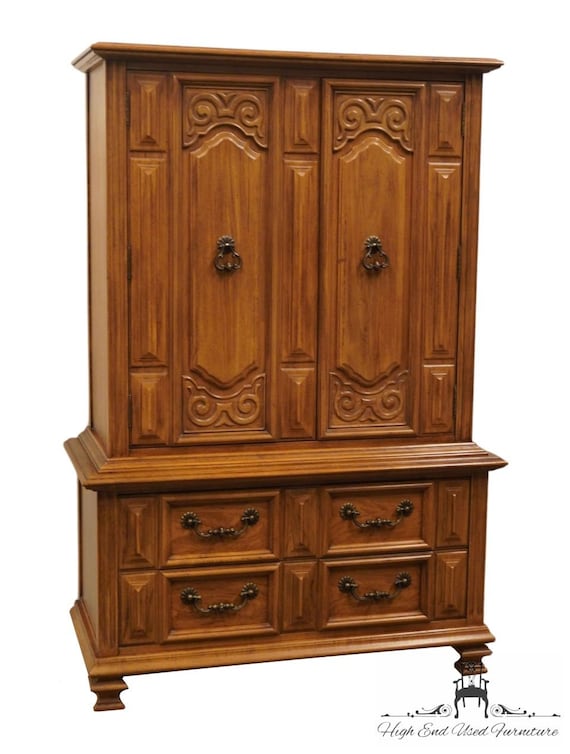 Thomasville furniture armoire discount