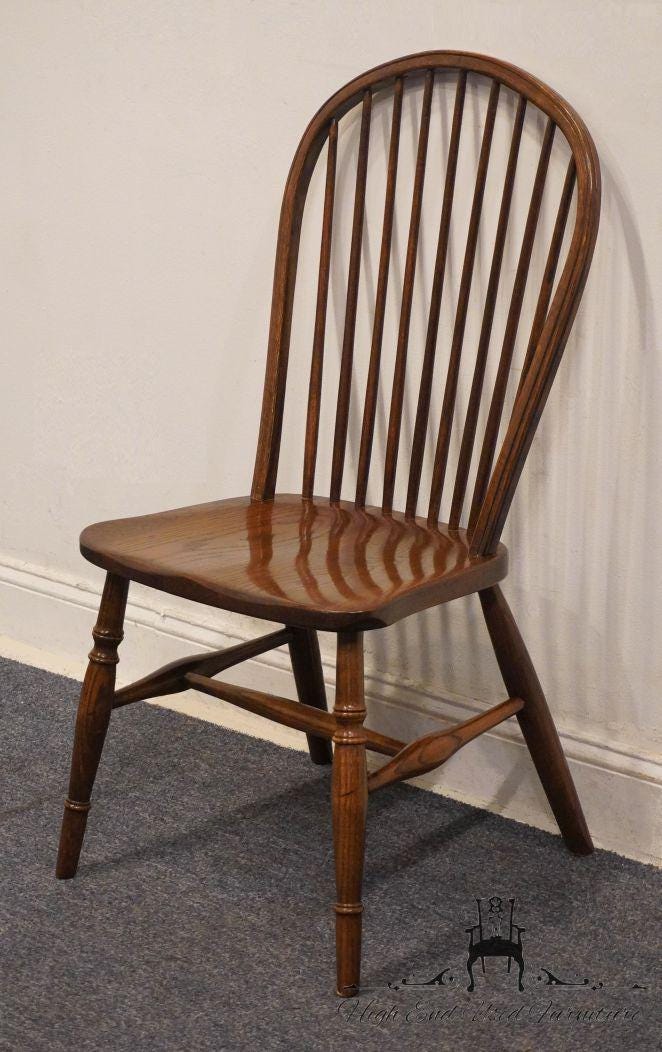 TOM SEELY Solid Oak Early American Bowback Windsor Style Dining