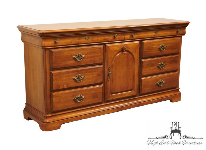 KINCAID FURNITURE Jackson Landing Collection Contemporary Traditional 70 Triple Door Dresser 63-160 image 2