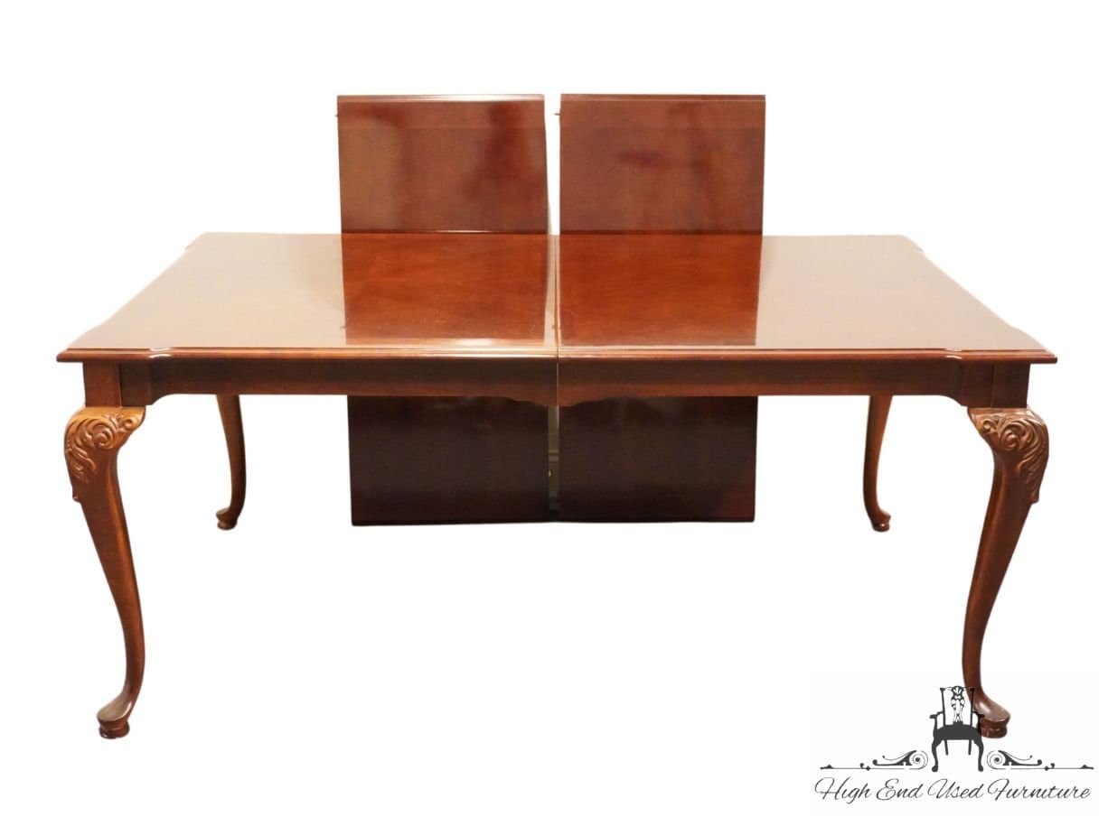 THOMASVILLE FURNITURE Collectors Cherry Traditional Style 108