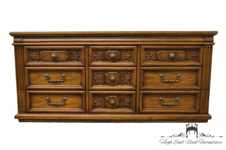 Thomasville Furniture Italian Neoclassical 67 Acanto Dresser Image 0