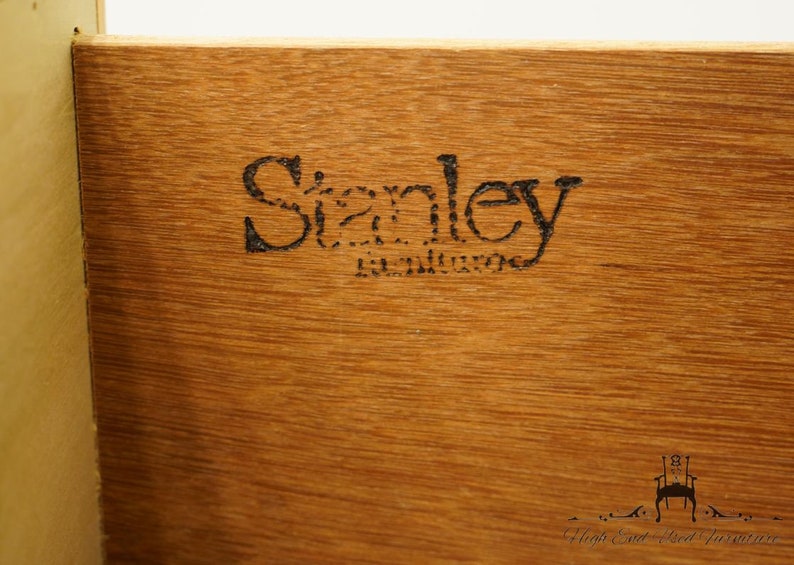 STANLEY FURNITURE Chalais Collection Solid Knotty Pine and Wicker 44 Writing Desk 94024-27 image 9