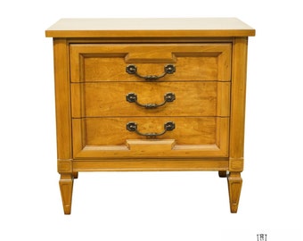 THOMASVILLE FURNITURE Lombardy Collection Italian Neoclassical Tuscan Style 26" Three Drawer Nightstand 489-13