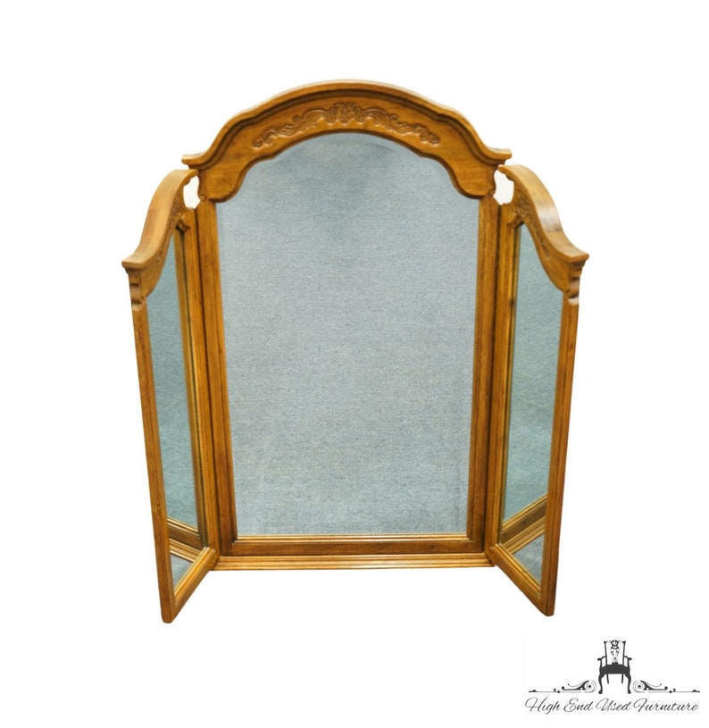 THOMASVILLE FURNITURE Camille Collection Country French 52 Tri-View Mirror 11411-260 image 1