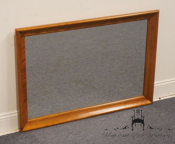 ETHAN ALLEN Heirloom Nutmeg Maple Colonial Early American 40