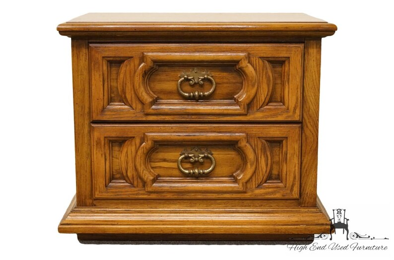 Thomasville Furniture Levitz Collection Spanish Revival 28 Nightstand 2711 810
