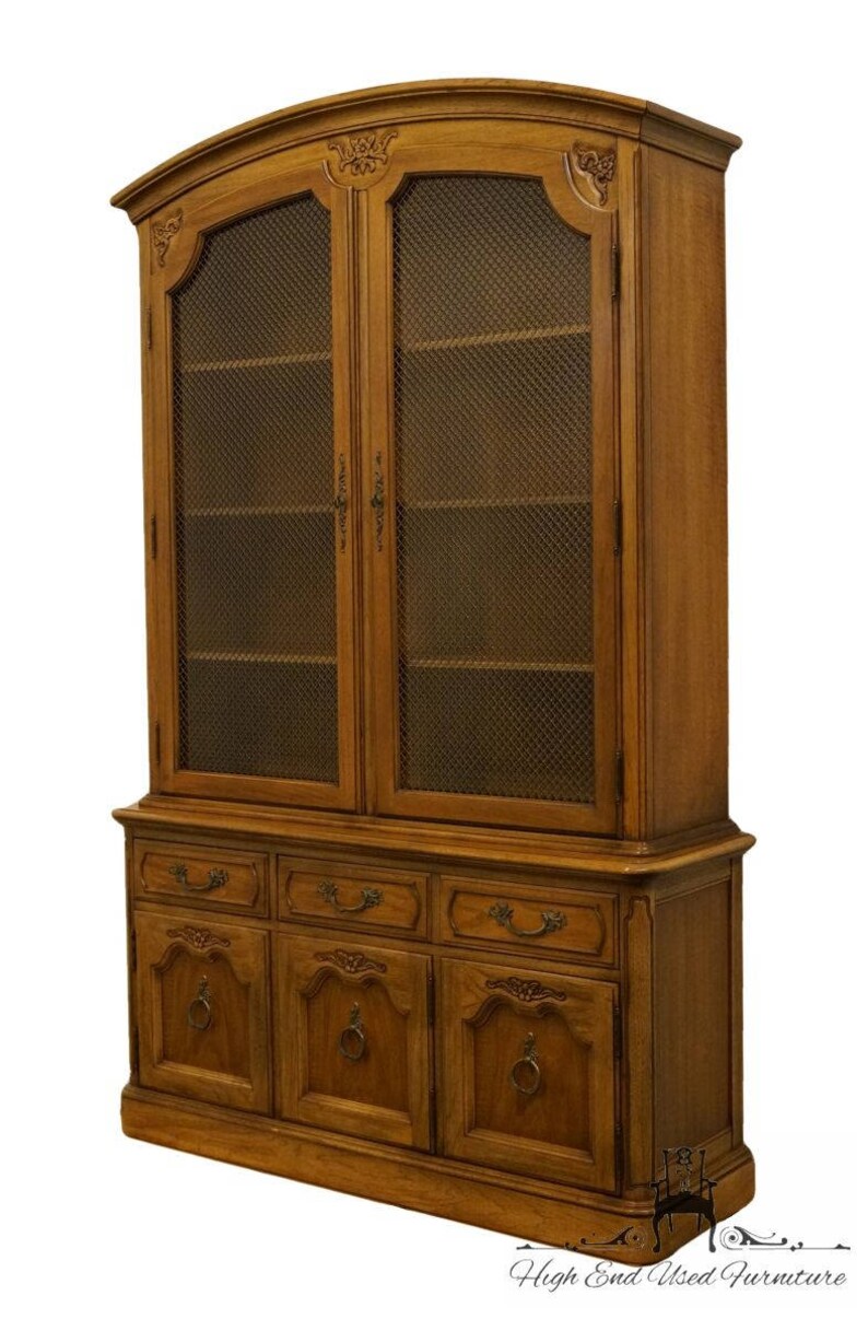 Thomasville Furniture Place Vendome 52 China Cabinet Etsy