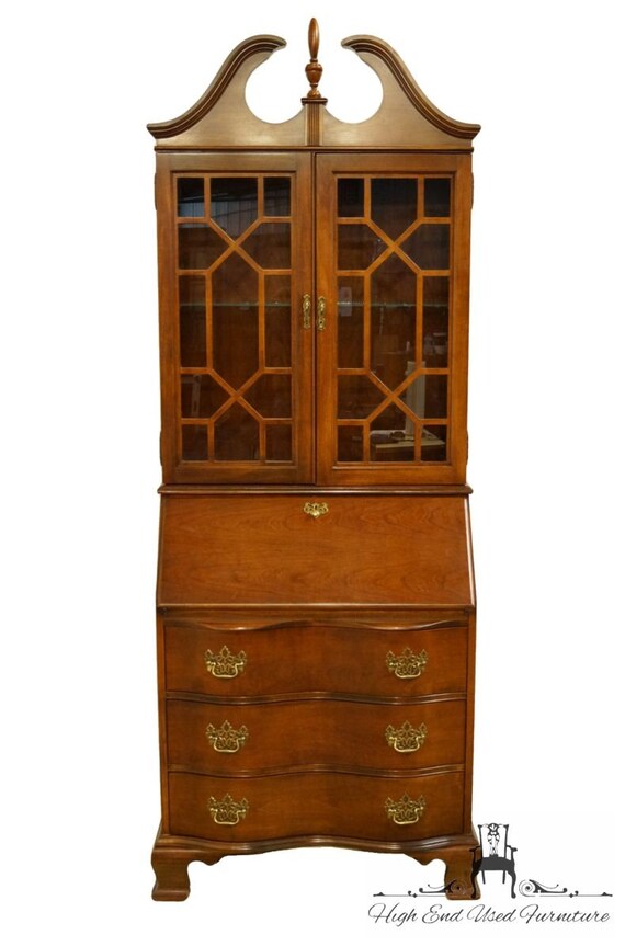 Jasper Cabinet Traditional Chippendale Style 32 Secretary W Display Hutch 283 0 113 Colonial Cherry Finish