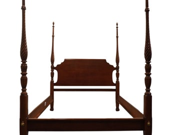 LEXINGTON FURNITURE Solid Cherry Traditional Chippendale Style Queen Size Four Poster Bed 490-173