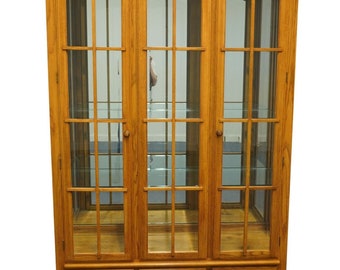 THOMASVILLE FURNITURE American Country Collection 54" Lighted Display China Cabinet