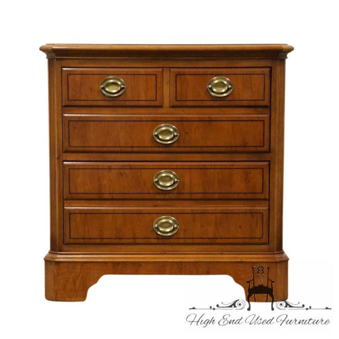 DREXEL HERITAGE Yorkshire Collection Solid Yew Traditional Style