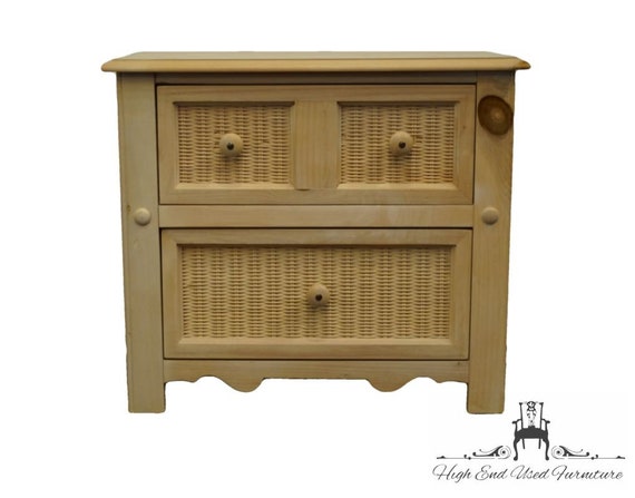 STANLEY FURNITURE Chalais Collection Country French Solid White