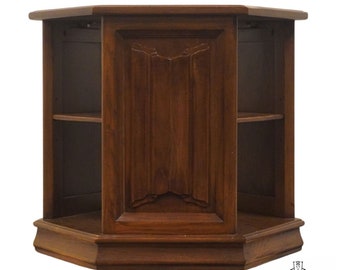 DAVIS CABINET Co. Solid Walnut Traditional Style Hexagonal Accent Tiered End Table 5140