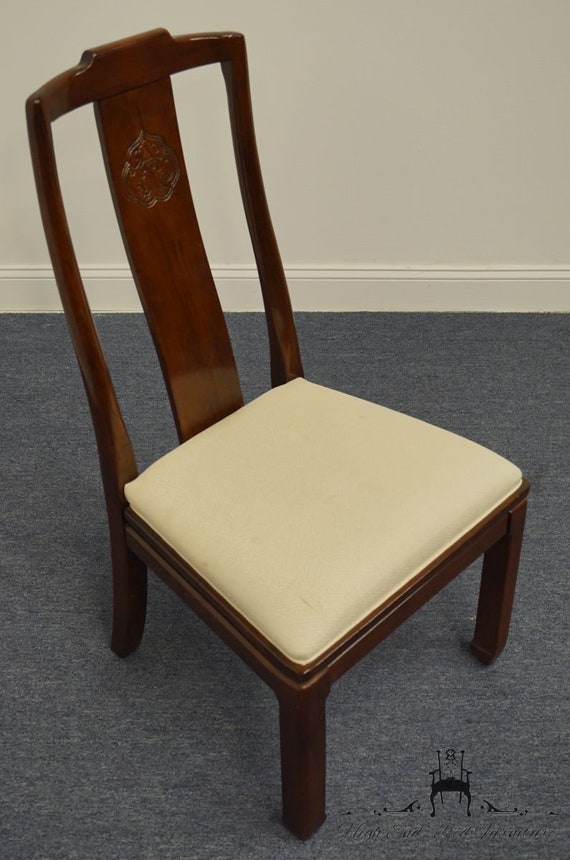 Universal furniture dining deals chairs
