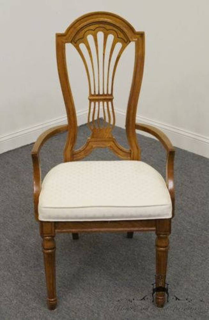 THOMASVILLE Serenade Balloon Back Arm Chair 21221-814