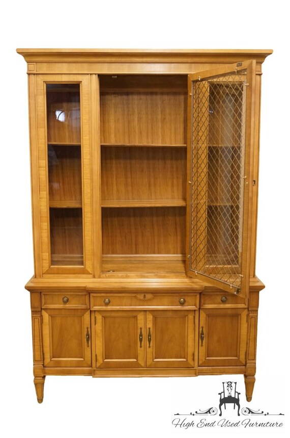 Thomasville Furniture Villa Romano Collection 51 China Cabinet 994 19