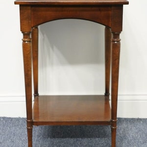 LANE FURNITURE Traditional Style 15 Square Banded Bookmatched Mahogany Accent End Table 6760-25 image 7