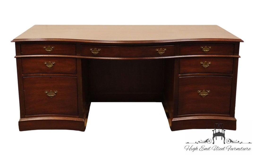 LEXINGTON FURNITURE Palmer Home Collection Solid Mahogany Traditional