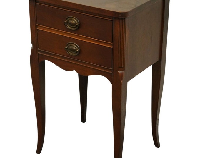 VINTAGE ANTIQUE Mahogany Traditional Duncan Phyfe Style 17 Nightstand