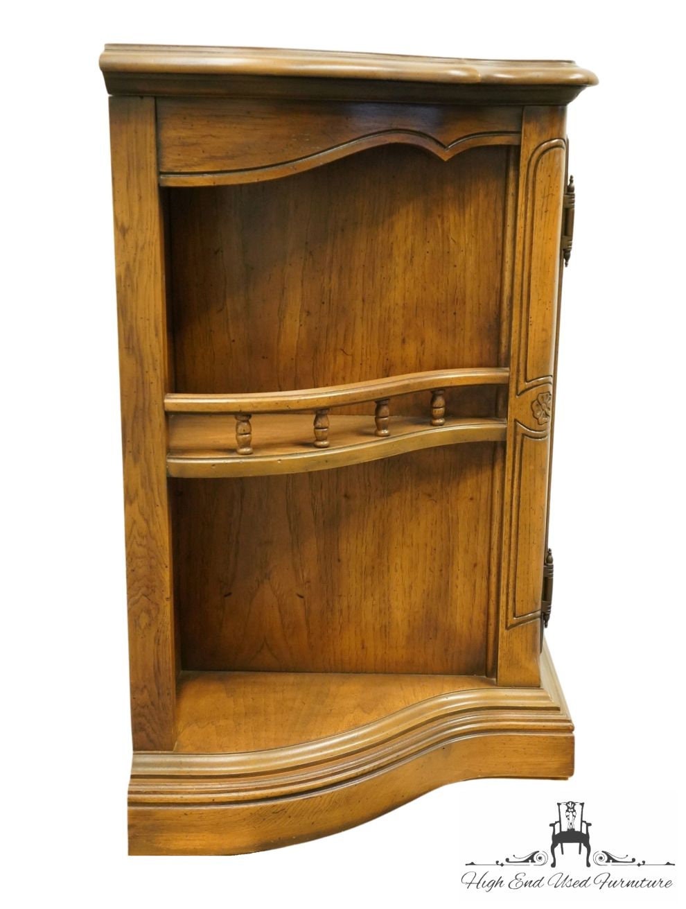 HIBRITEN FURNITURE Lenoir NC Country French Regency 60 Flip top