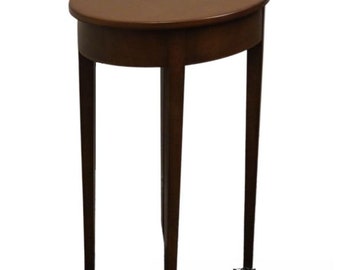 KITTINGER FURNITURE Old Dominion 19x14" Italian Mediterranean Oval Accent End Table 2051