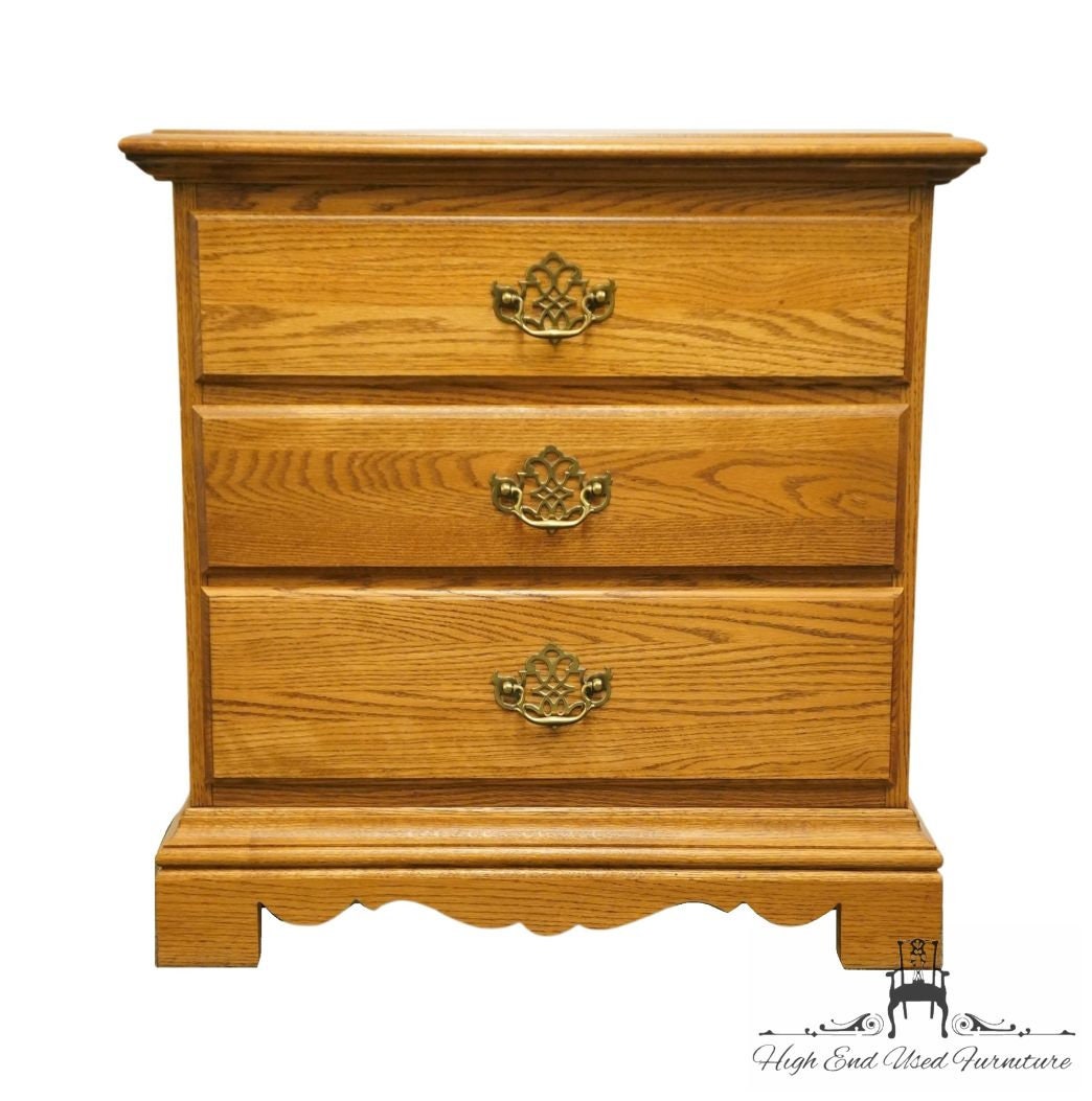 Solid oak 2024 nightstands for sale