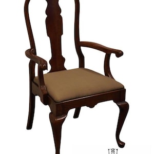 PENNSYLVANIA HOUSE Traditional Queen Anne Style Cherry Splat Back Dining Arm Chair 11-3110