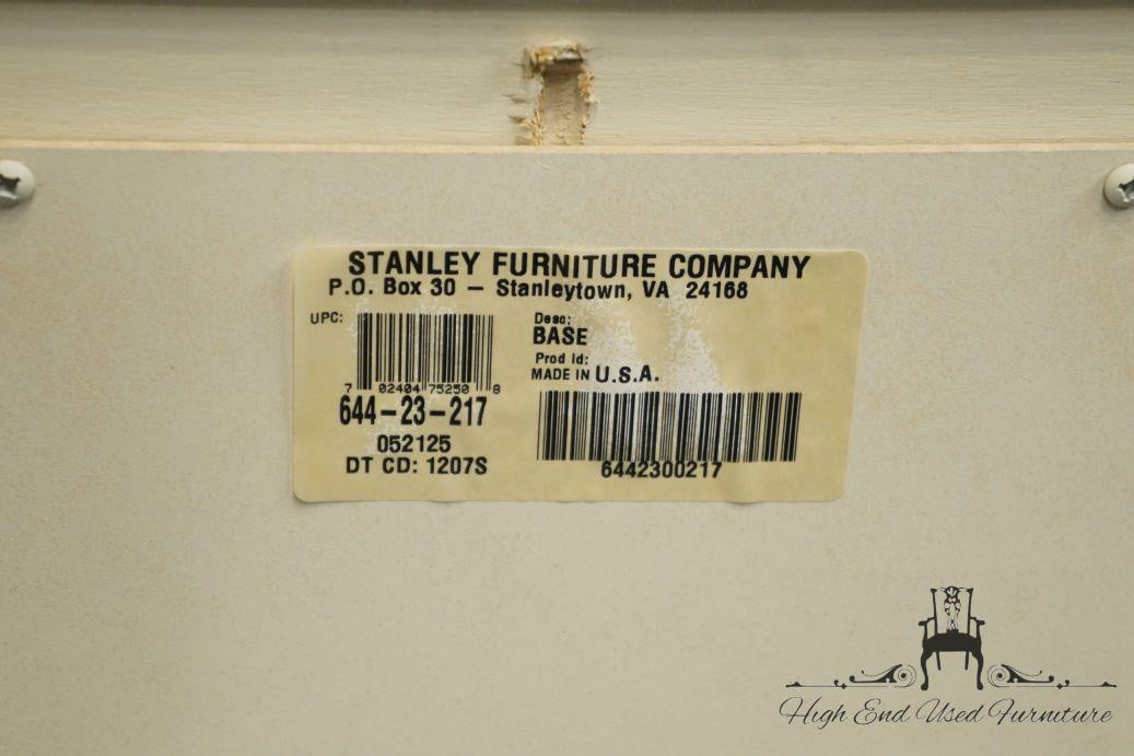 STANLEY FURNITURE Contemporary Modern off White / Cream Painted 38