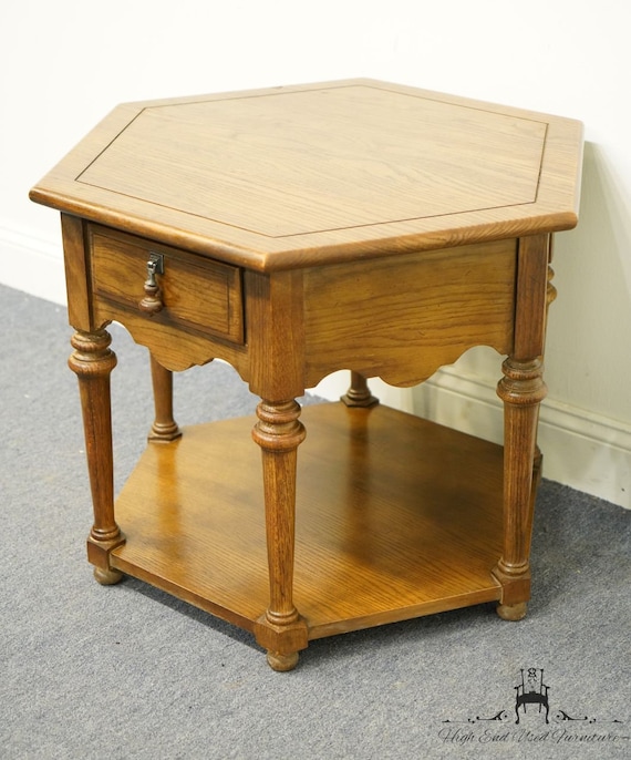Kroehler end table outlet