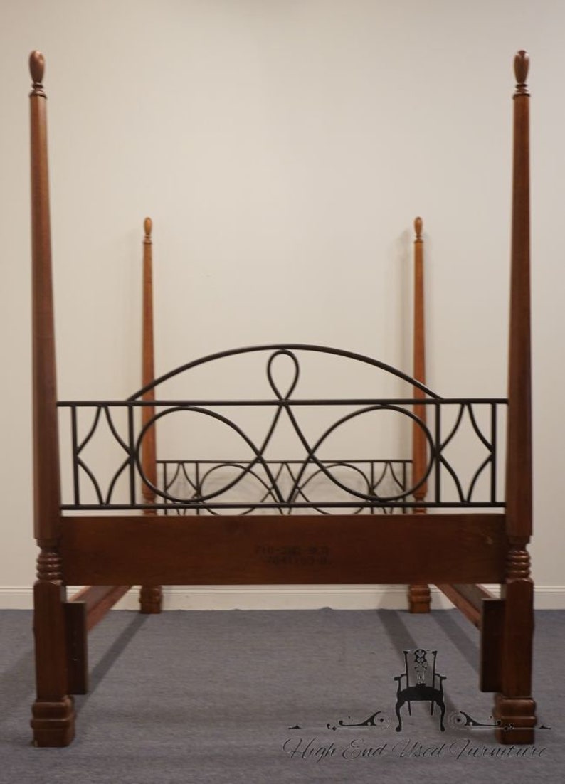 ALEXANDER JULIAN Queen Size Contemporary Modern Four Poster Bed w. Wrought Iron Detail 710-280 image 10