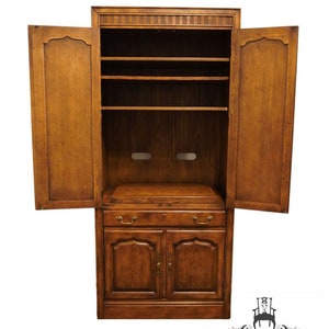 DREXEL HERITAGE Chatham Oaks Collection Rustic Country Style 36 Media Armoire 196-718-2 image 2