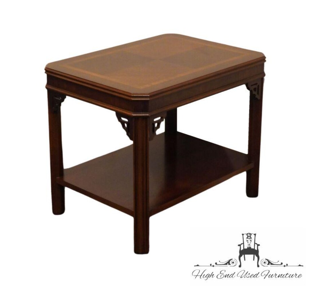 ALTAVISTA LANE Bookmatched Mahogany Traditional Style 20