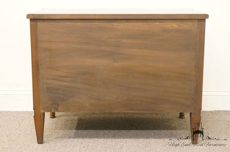 HENREDON FURNITURE Italian Neoclassical 32 Low Chest 46-3820