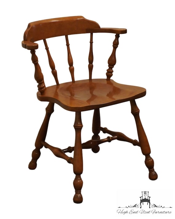 ETHAN ALLEN Heirloom Nutmeg Maple Early American Game Dining