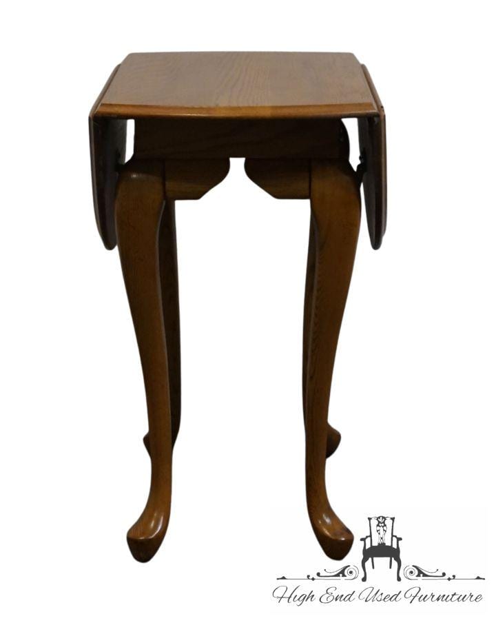 BROYHILL FURNITURE Solid Oak Early American Country Style 32