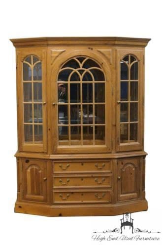 THOMASVILLE FURNITURE 65 Replicas 1800 Lighted China Cabinet 16921