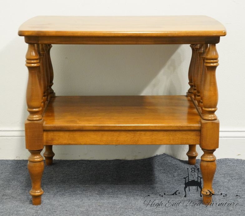 ETHAN ALLEN Heirloom Nutmeg Maple Colonial Early American 27