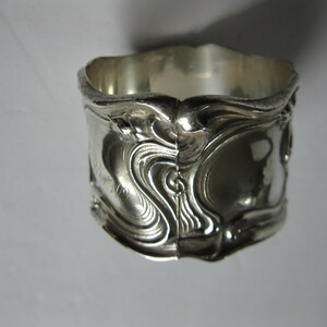 antiker 925er Silber-Repousse Jugendstil Serviettenring-Halter M W L graviert