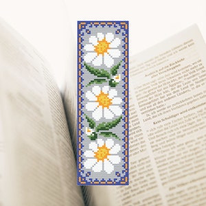 Daisy Bookmark Cross Stitch Pattern: Floral Embroidery