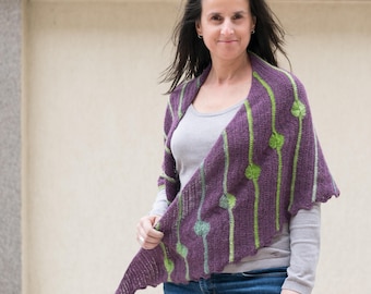 Asymmetrical Triangular Shawl with Contrasting Circles and Stripes Crochet Pattern